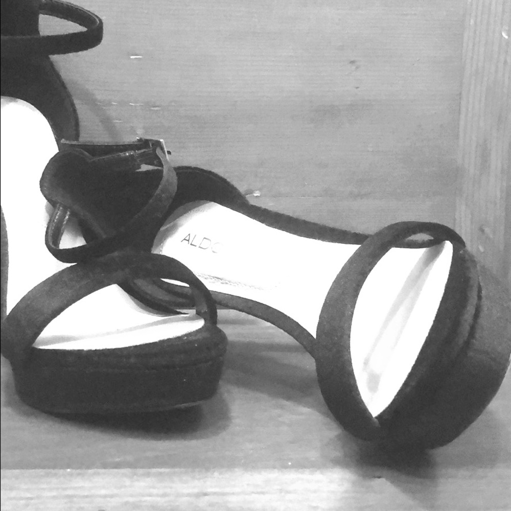ALDO Madalene Black Velvet Heels 🖤